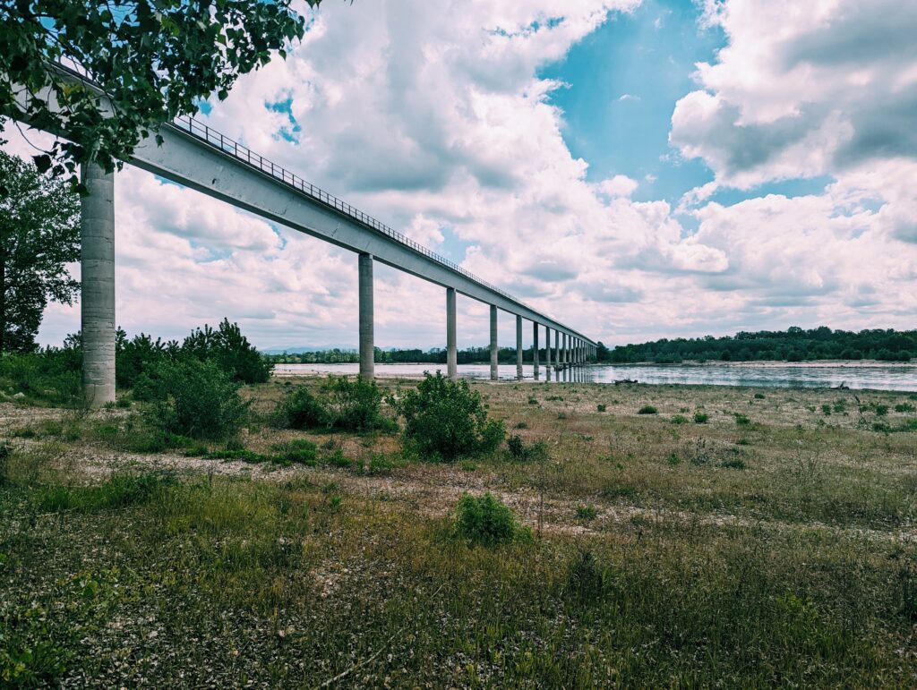 Train bridge over Po River near Pieve del Cairo